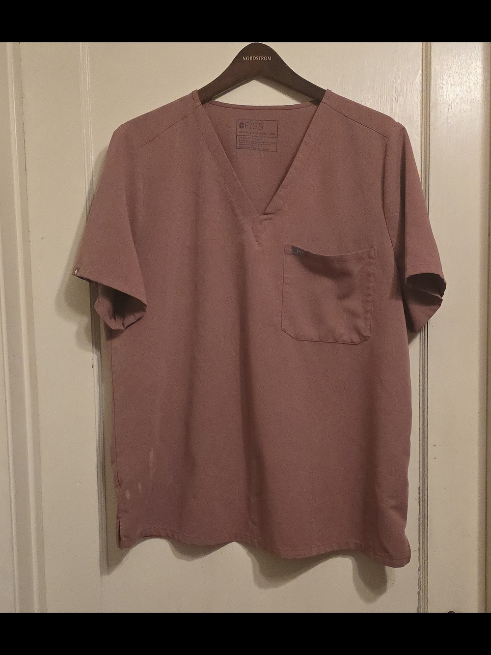 Figs XXL Women's V-Neck Scrub Top in Dusty Rose Muave